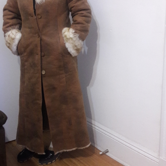 Winter coat - Picture 2 of 8